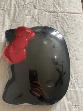 Hello Kitty Black Lip gloss and eye shadow kit with Red Bow Accent